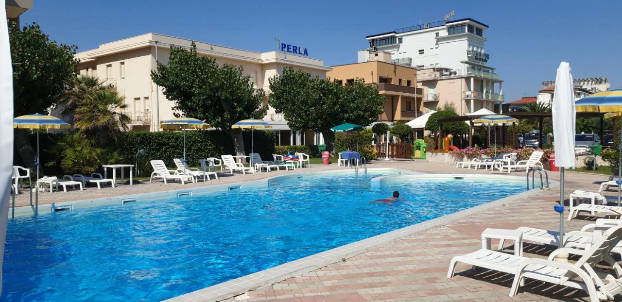 Hotel Perla Senigallia Exteriör bild